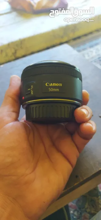 عدسة كانون 50mm - 1.8