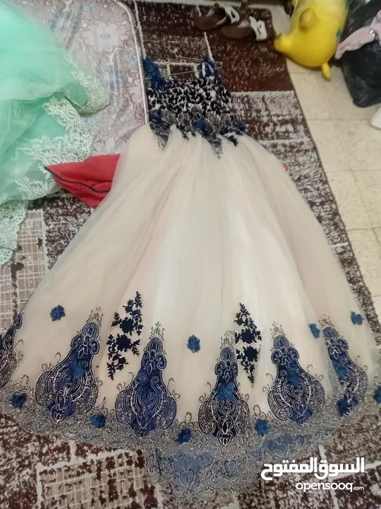 بدلات عرايس للبيع