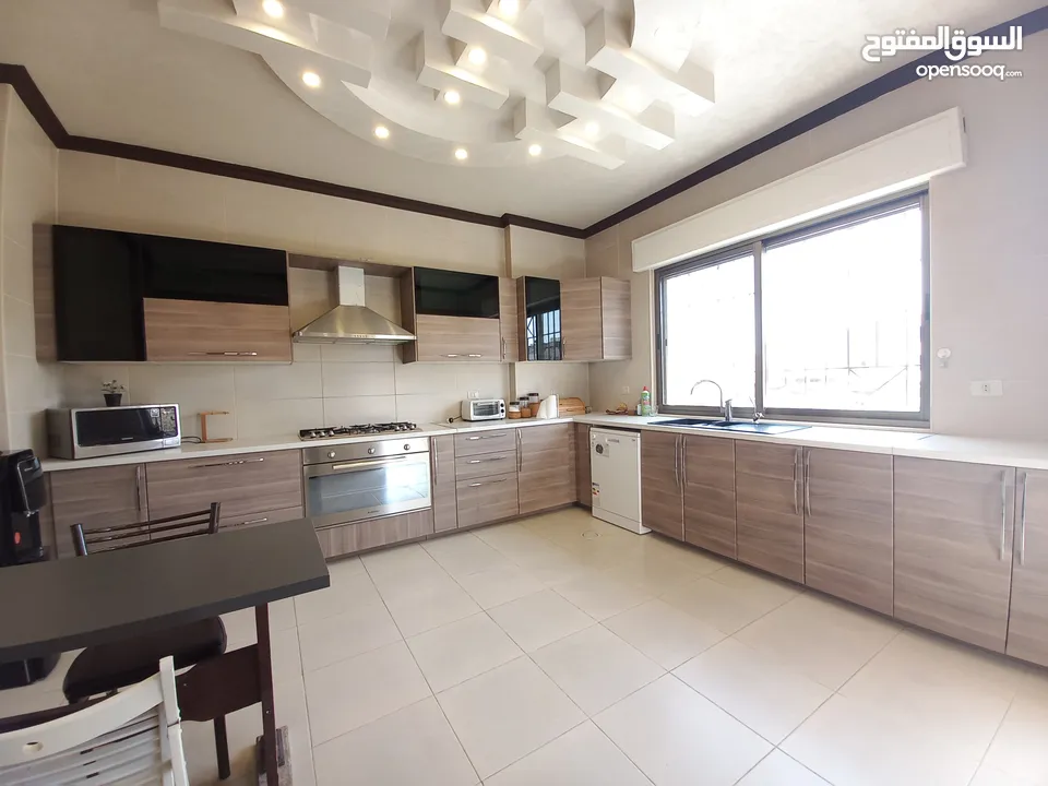 شقة مفروشة للإيجار في عبدون  ( Property 32680 )-175083540
