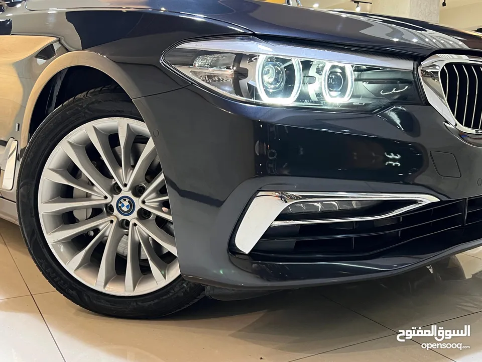 BMW 530e 2019 وارد الشركه مالك اول فحص كامل فل كامل اعلى تصنيف
