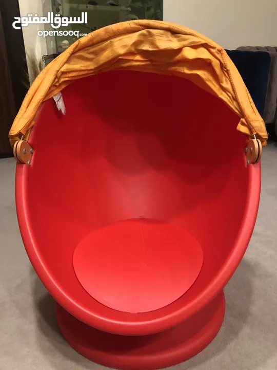 كرسي أيكيا شكل بيضة مع مظلة (Egg Chair) دوّار عدد 2 (لون أحمر وبرتقالي) شراء من بريطانيا للبيع