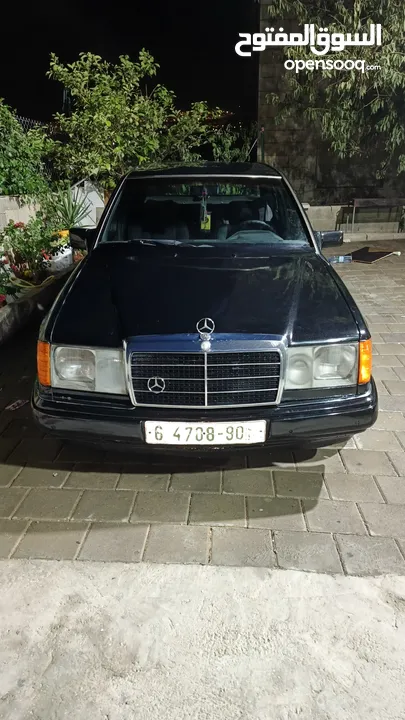 مرسيدس المميزة للبيع أو البدل  لـ E 200 موديل 1993 الطراز الرسمي Mercedes-Benz E E200 (W124)