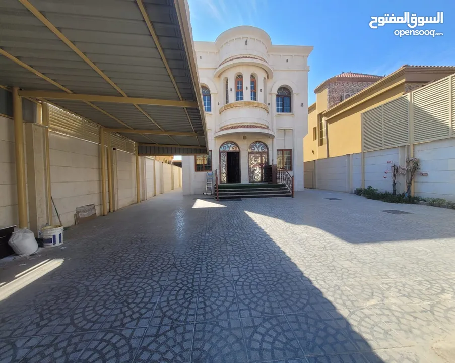 خدمات تنظيف احترافية في عجمان - عرض خاص! هل تبحث عن خدمات تنظيف موثوقة وعالية الجودة في عجمان؟