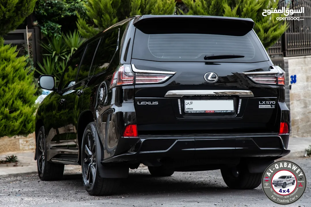 Lexus Lx570 Black Edition S  2020