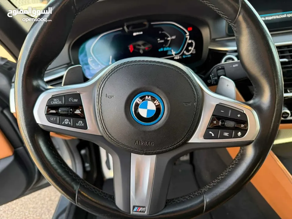 للبيع BMW 530e Plug-in Hybrid M Sport موديل 2022