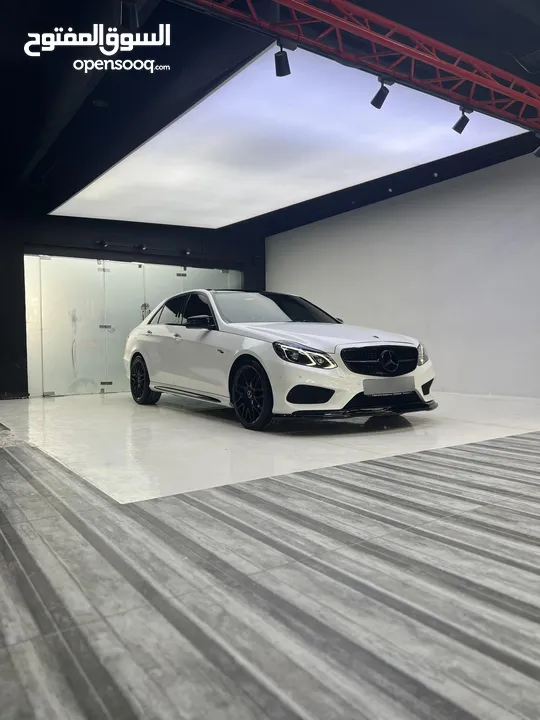 Mercedes E200 Avantgarde  AMG Kit original Sport package  2016 Full options  وارد شركة غرغور