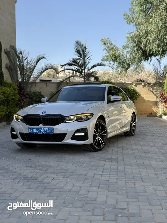 BMW 330e ترخيص 2022 ترخيص