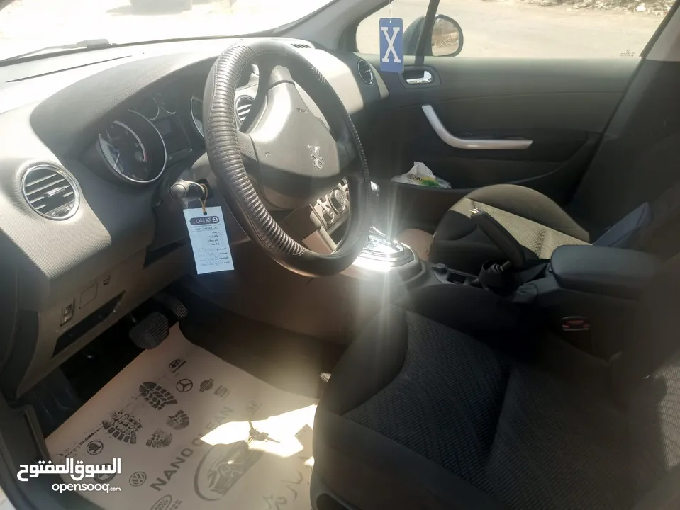 بيجو 2012 بحالة ممتازة عداد قليل جدا اصلي