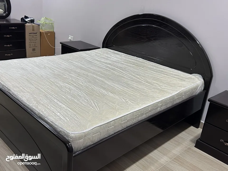 غرفة نوم - خشب بحريني