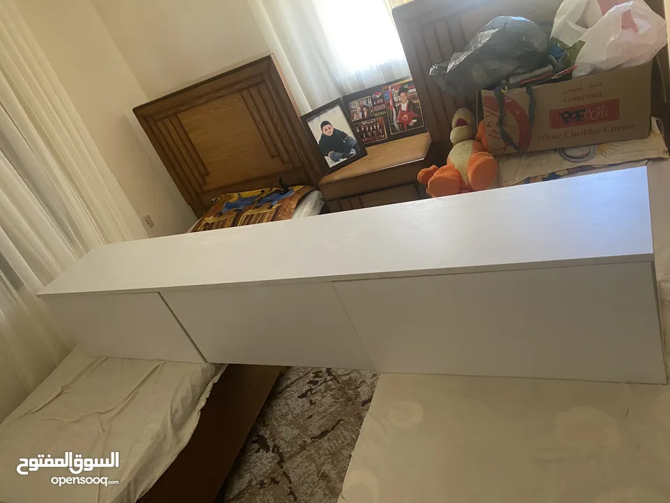 خزانه تعليق (تلفزيون ) او استعمال اخر