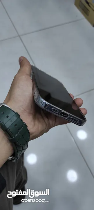 iphone 13 pro max 256 ايفون 13 برو ماكس 256 بحالة  ممتازة جدا للبيع بهدف التحديث