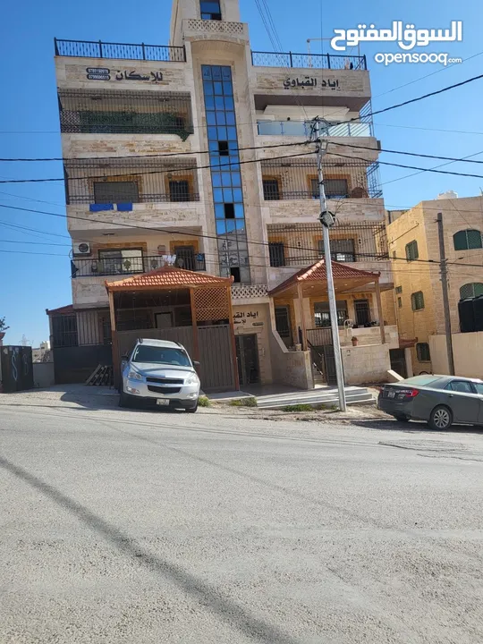 شقة طابق رابع في الزرقاء للبيع