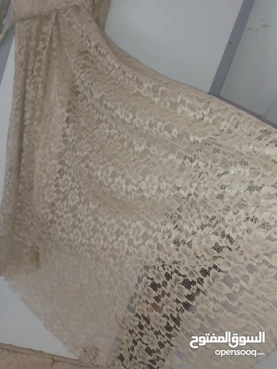 فساتين سهره طويله عدد اثنين