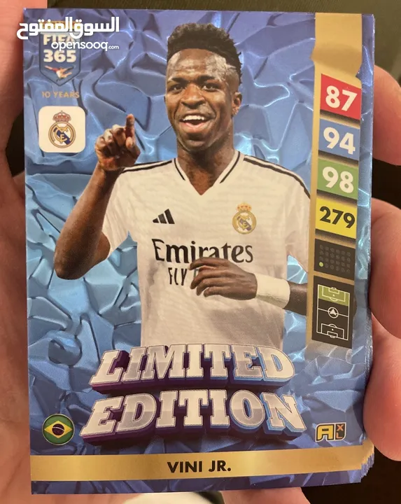 PANINI FIFA 365 ADRENALYN XLTM 2025  ( 2025 XL فيفا 365 أدرينالين ‎بانيني)