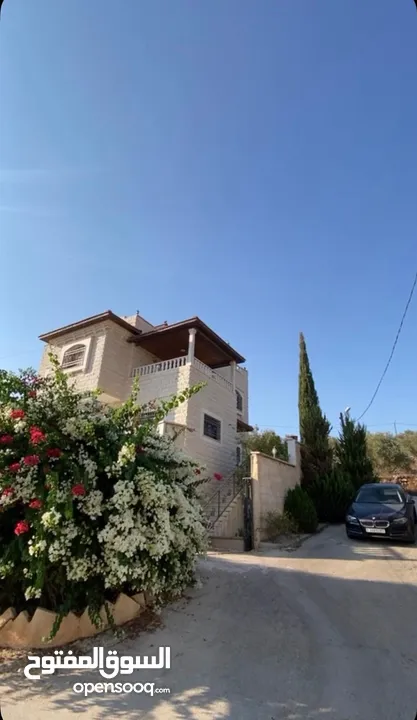 للبيع فيلا صغيرة في سلفيت