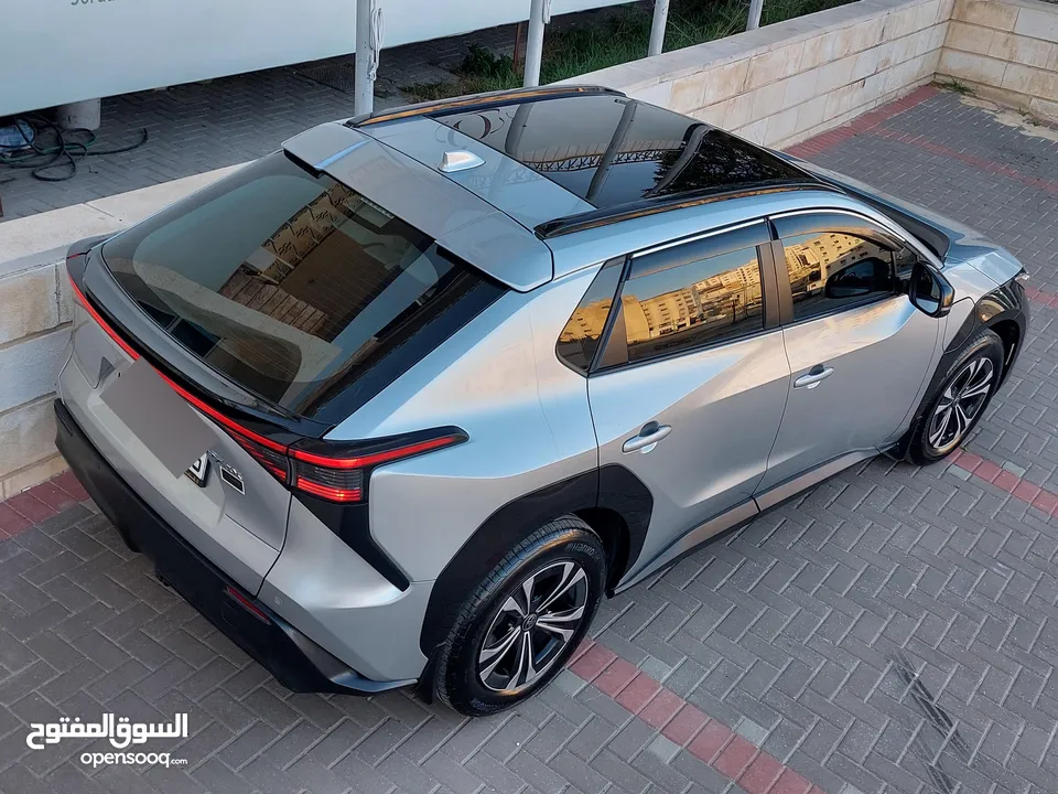 تويوتا BZ4X موديل 2022 مميز جدآ