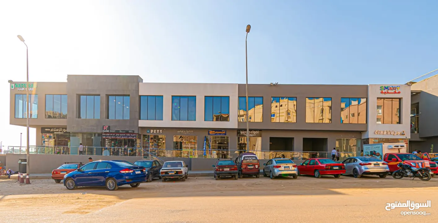 محل متأجر للبيع في the market mall القاهره الجديده علي جمال عبدالناصر مباشره عائد شهري+زياده سنويه