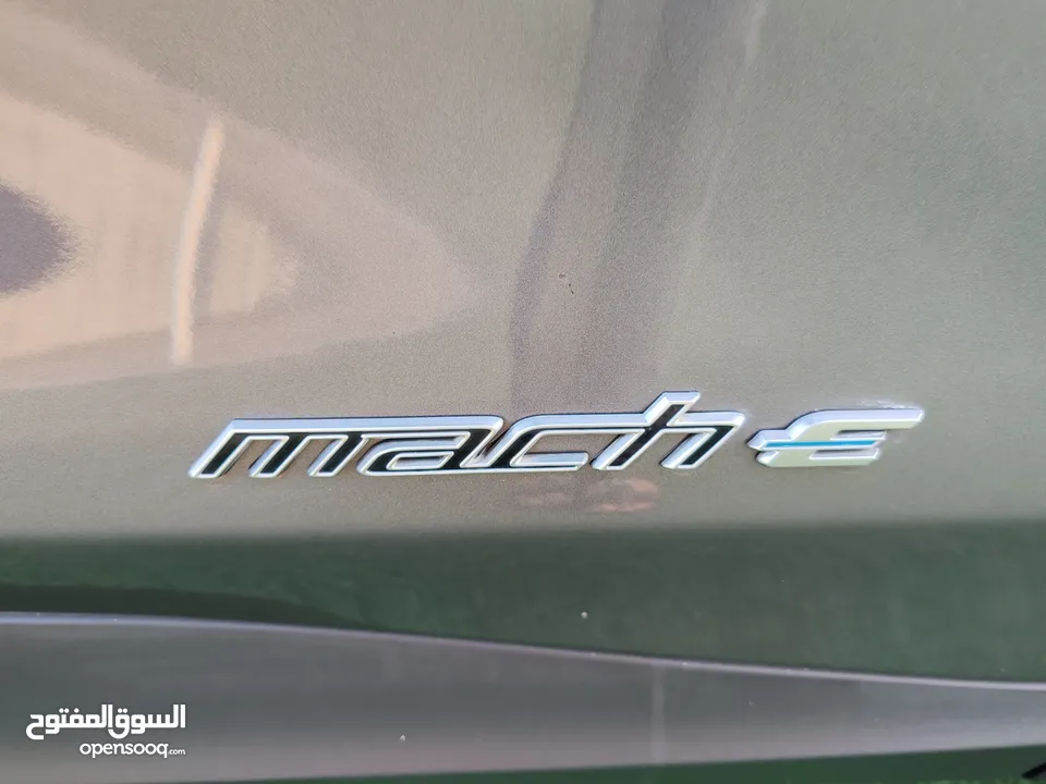 Ford mustang Mach E model 2021 electric