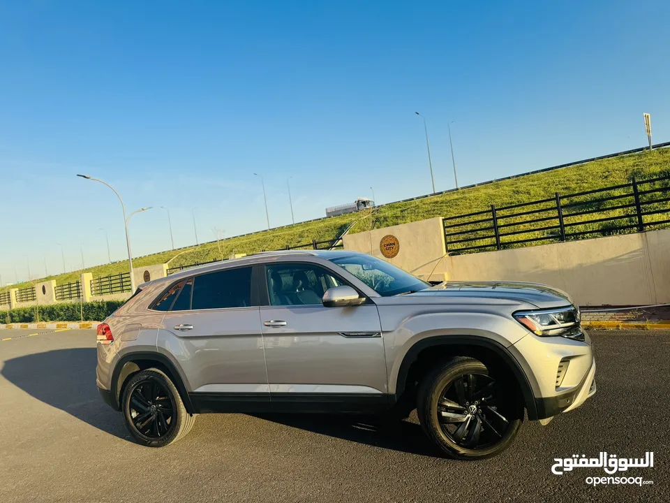 Volkswagen Atlas Cross Sport SE V6 4Motion Technology 2022 Black Edition