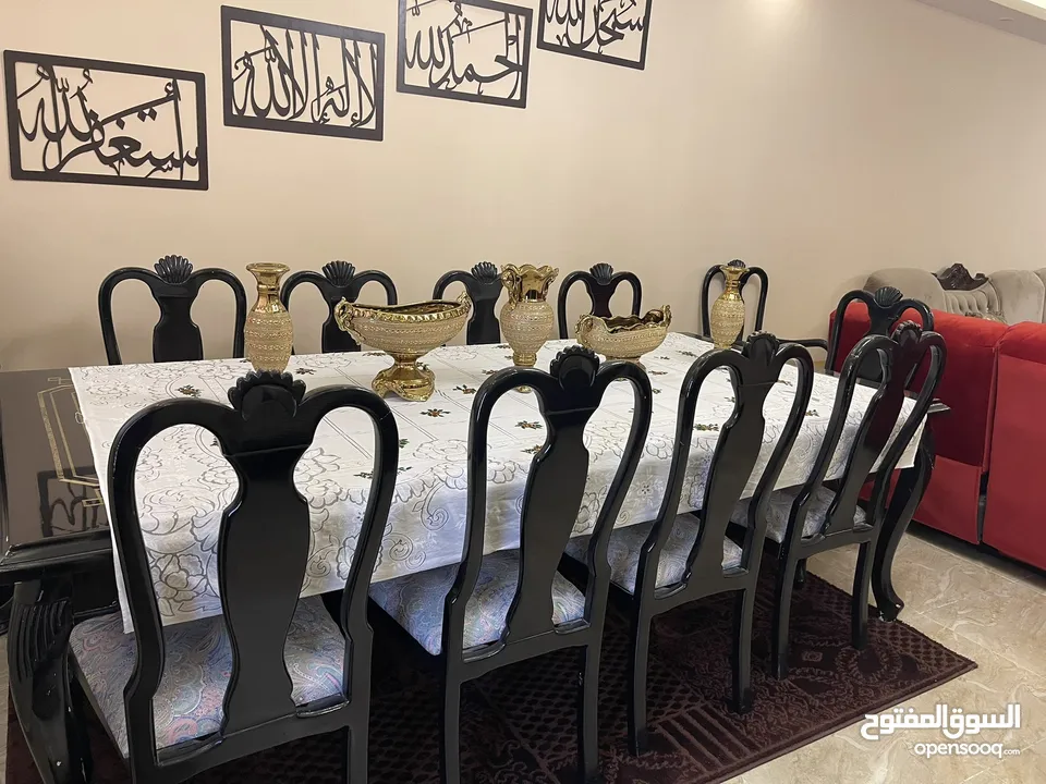 طاولة سفره 10  كرسي