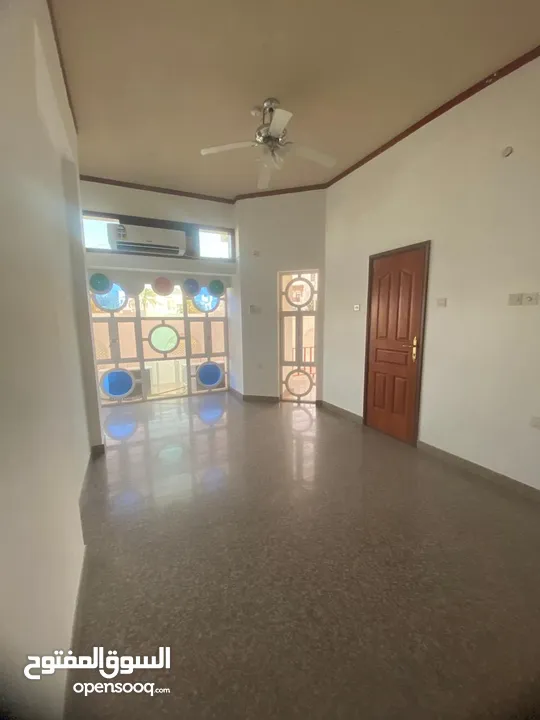 6Me34-Luxurious Big Building 20BHK for rent in Al Sarooj Street