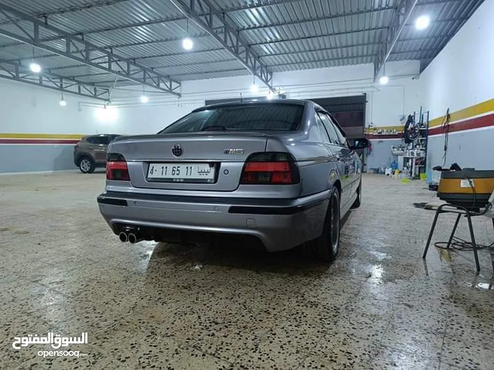 BMW 525 سيارة بسم الله مشاءالله