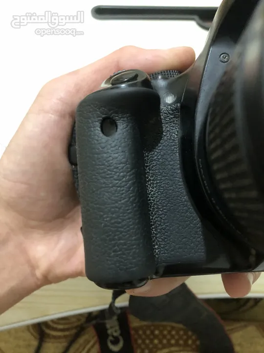كاميرا Canon 600D مع ثلاث عدسات وشنتة