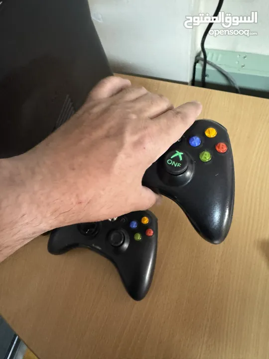 مستعمل بحالة جيدة جداً مع CD لأ توجد فيه اي مشاكل سبب البيع شراء منتج جديد مع أيادي X BOX 360 Kinect