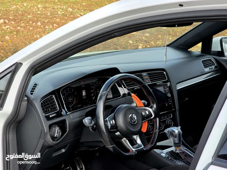 جولف GTI فل الفل نخب