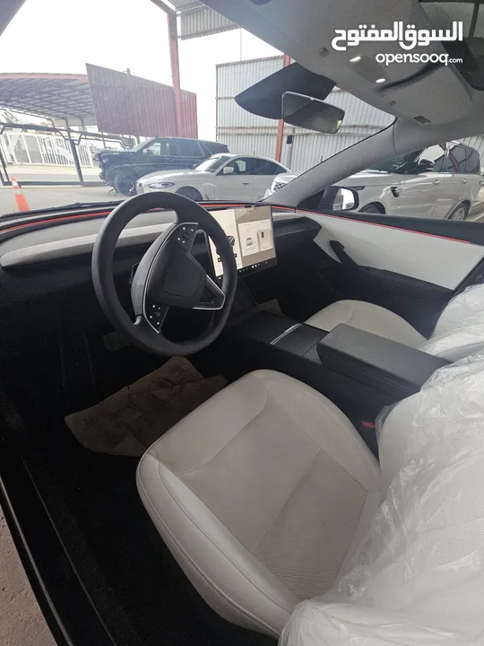Tesla 3 2024