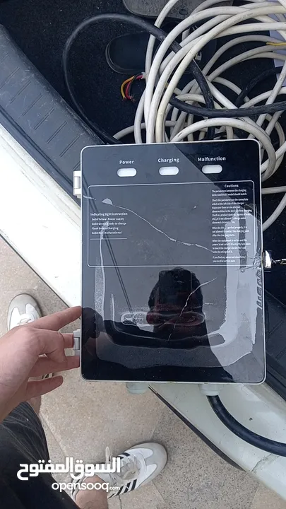 شاحن 32 volt متغير