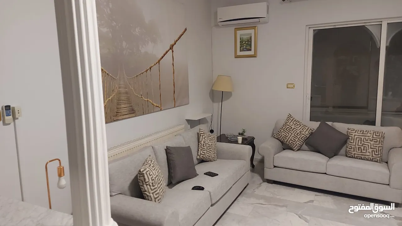 شقة نصف مفروشة للإيجار في دير غبار  ref : 14352