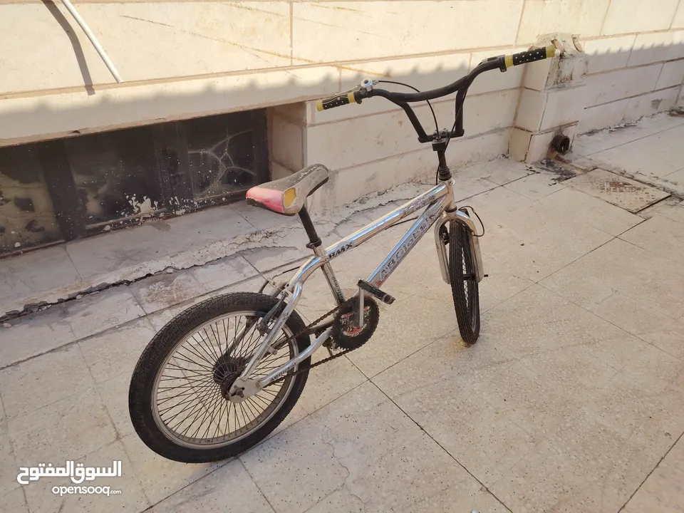 جاري bmx للبيع