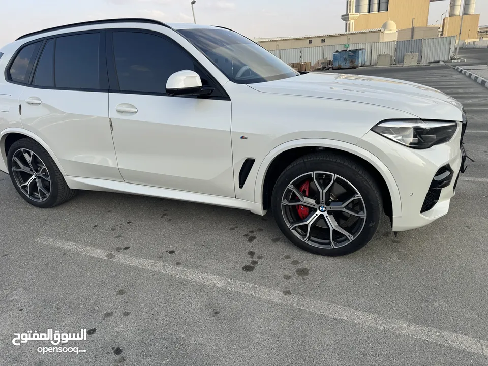 Clean BMW X5 40i with AMG warranty