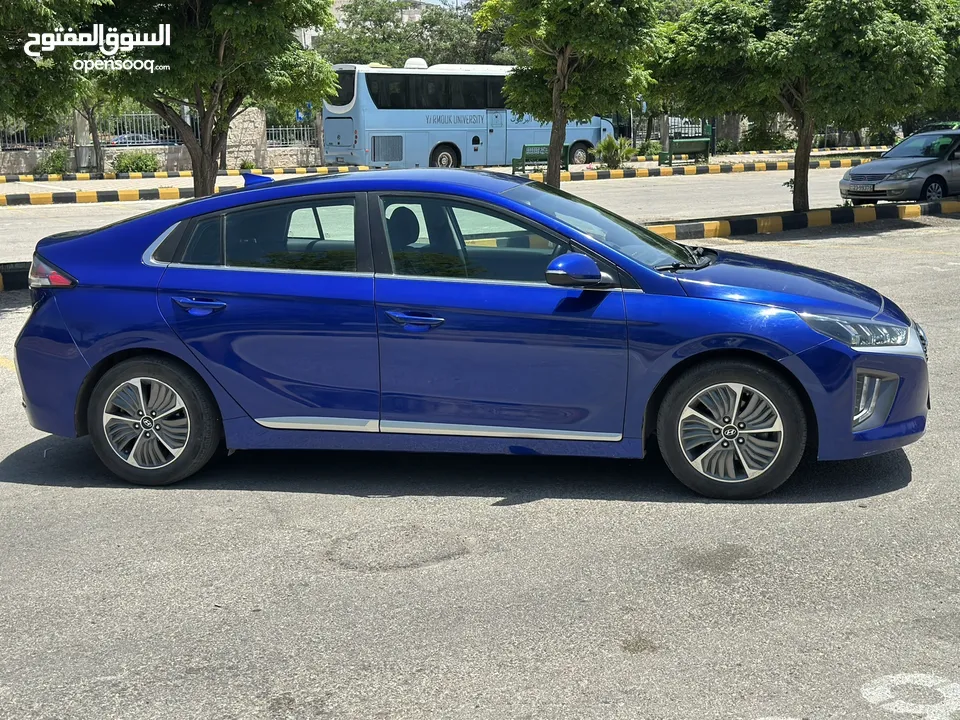 هيونداي ايونك موديل2021 اقتصاديه بشكل عالي فل جميع الاضفات بدون فتحه بسعر مغري مالك اول من الحره