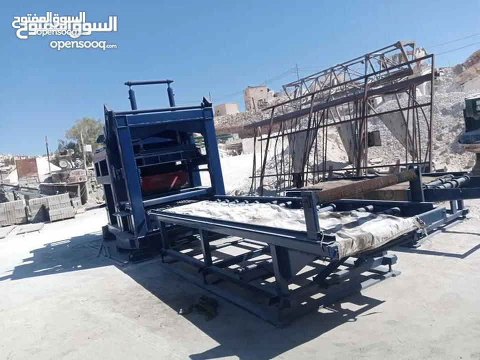 مكينة طوب آلي