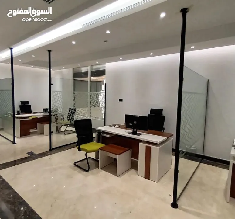 معرض رام الله الرونق للزجاج و مرايا و سيكوريت ستانلس ستيل  شور بكس سوكاريت  ارمان بترينات