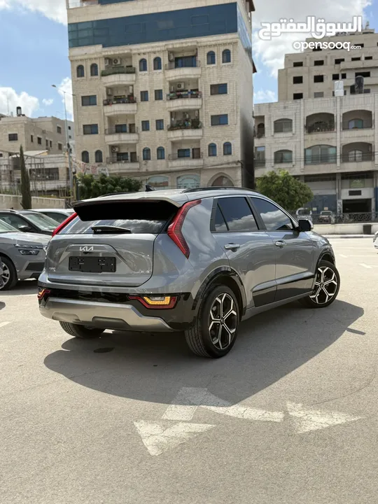 كيا نيرو ترخيص 2022 محرك 1600 هايبرد جير أوتوماتيك 141 حصان