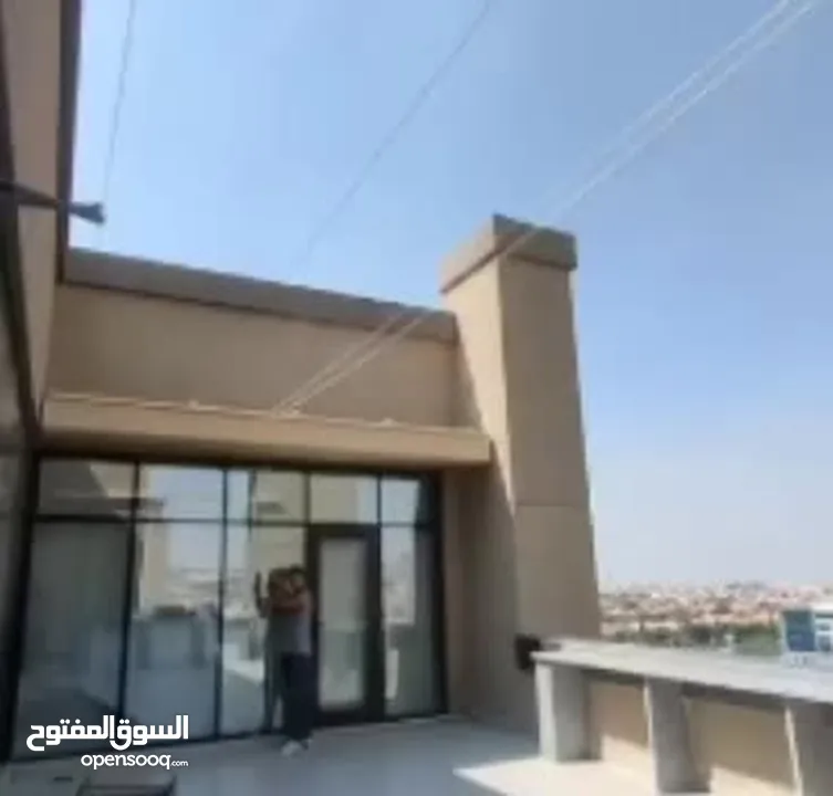 مظلة متحركة سحاب فتح و اغلاق يدوي
