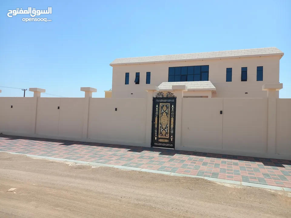 فيلل و المنازل جديد للبيع في محافظة البريمي