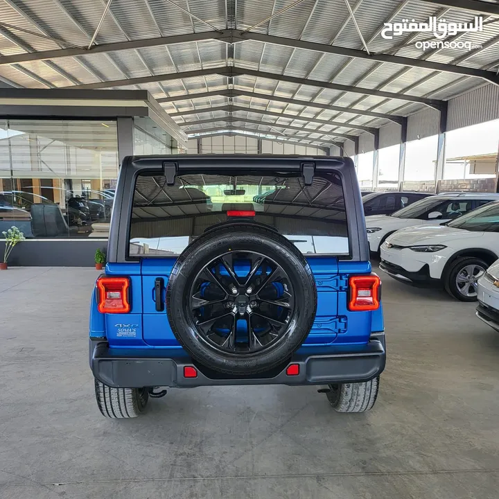 Jeep wrangler 4xe 2021 hybrid plug-in  2000c turbo charger 375 hp