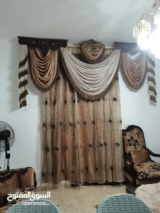 غرفه صالون كامله مع البرادي البراويز انتيكا بحاله ممتازه جدا