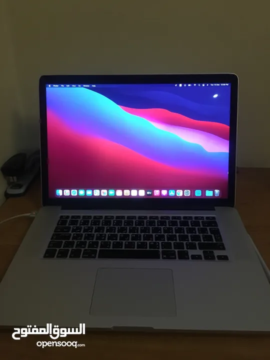Macbook pro 2014 15inch i7 2.5 ghz اكثييييييير قوي ك معالج و البطاريه بتقعد على الاقل ساعتين