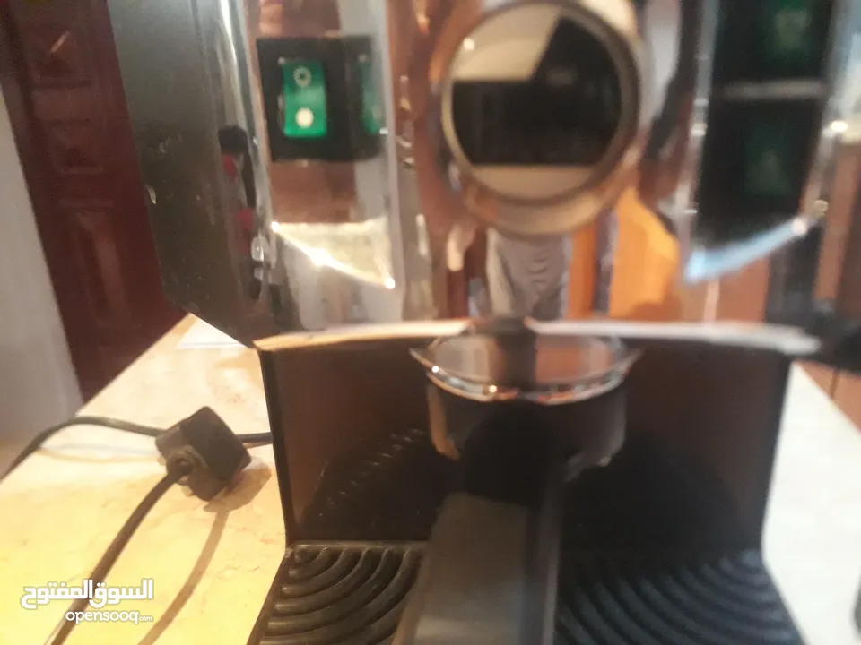 مكينة قهوه ايطالية