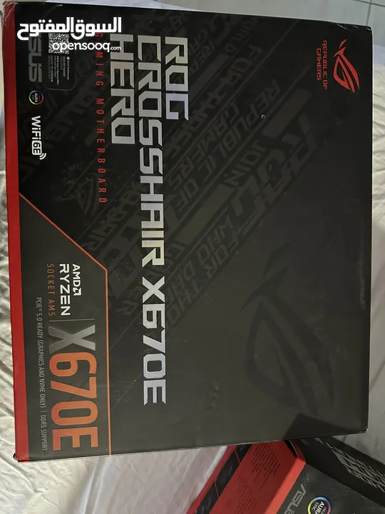 كومبيوتر بموصفات عالية 9800x3d +RTX 4090 بحالة ممتازة جدا