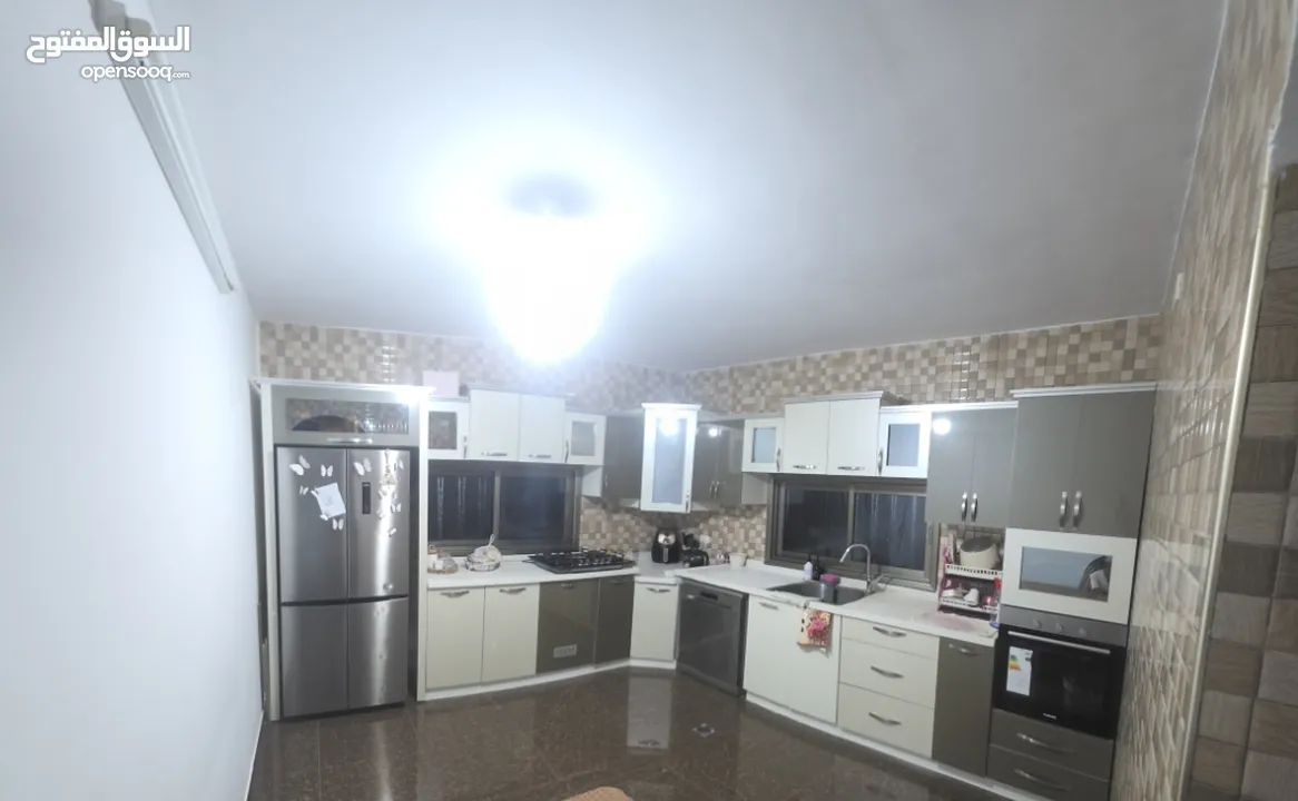 مطبخ ممتاز ... مع الشايش