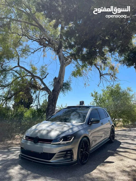 Golf gti mk7.5 للبيع كاش