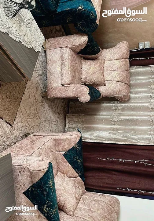 طقم كنب ماشاءالله اقراء الوصف قبل ما ترن؟؟