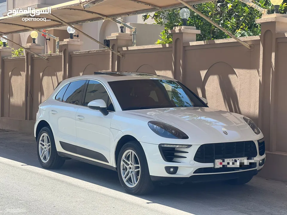 للبيع  Porsche Macan  موديل 2015  قاطع 99.000km  مامن مسجل 2024.11