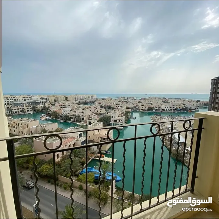 For rent: Luxury Fully Furnished Apartment at Amwaj Islands